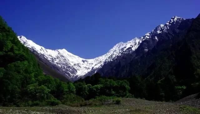 它只是雅安的一个县，却几乎包揽了川西美景!离德阳仅4小时!