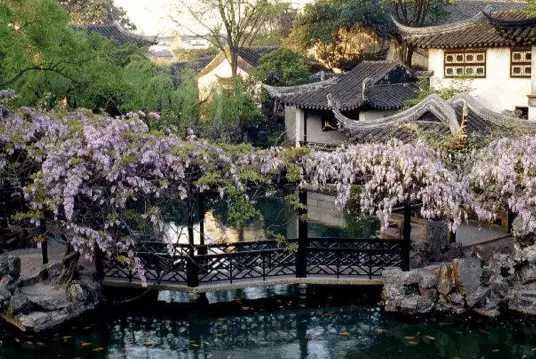 江苏沿江八市经济总量_江苏北沿江高铁规划图(3)