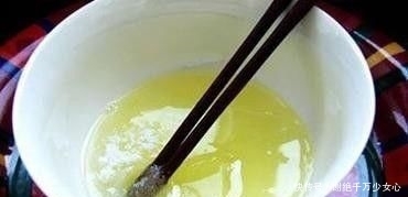  [恢复]巧用黄瓜加它敷脸，15天下来色斑淡化皱纹消失，皮肤恢复白嫩光泽
