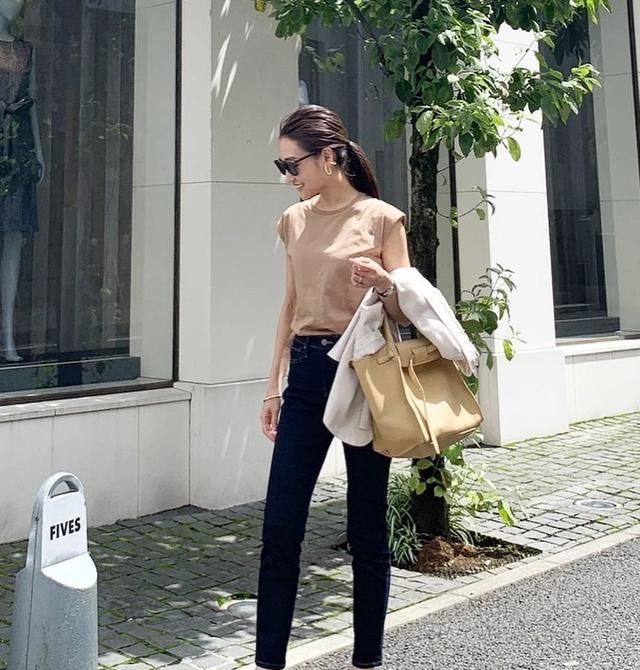  [主妇]日本主妇的穿搭,舒适优雅又减龄,30岁以后,穿出一身美丽与气质