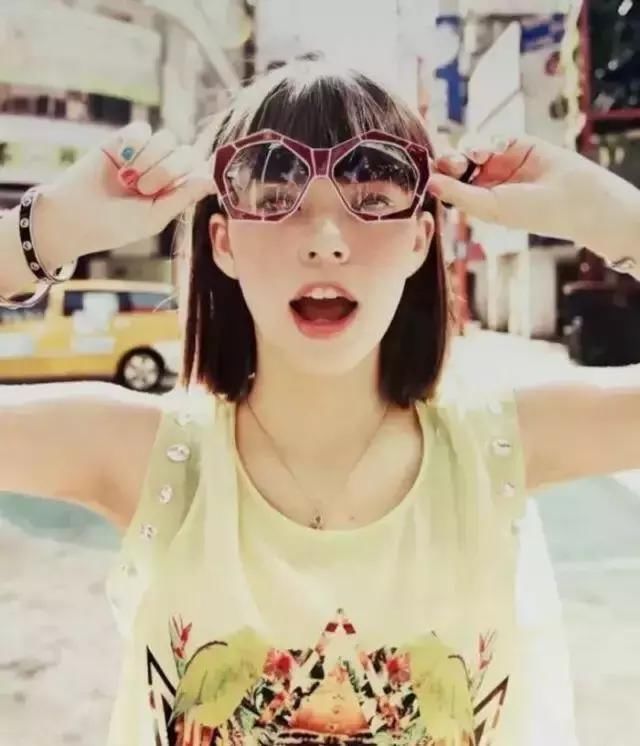 剪短发就不能凹造型了?这些简单又有个性的发型帮你瞬间增添气场