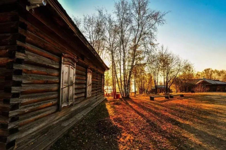 再过半个月，贝加尔湖的秋简直要逼疯摄影师!