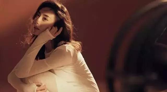 张舒越春晚表现