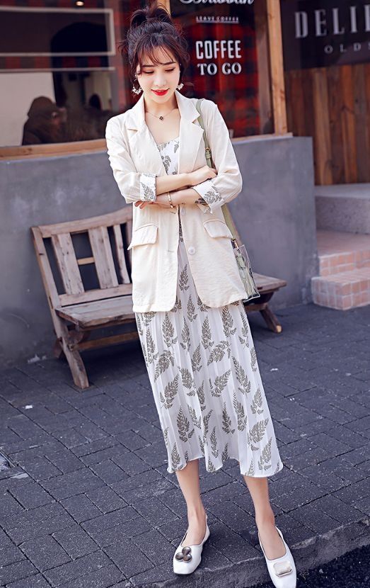 韩国模特纽约拍写真，穿着时尚靓丽迷人，这模样成熟大方有魅力