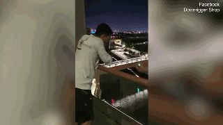  [拆招]拆招＂禁足令＂ 迪拜小伙阳台垂钓 结果啥上钩了？