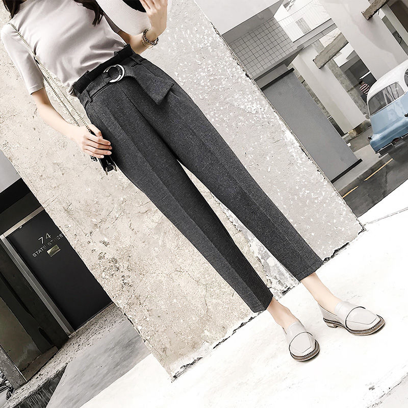 阔腿裤该淘汰了，今年流行这样的“花苞裤”，一件上身洋气超美嫩