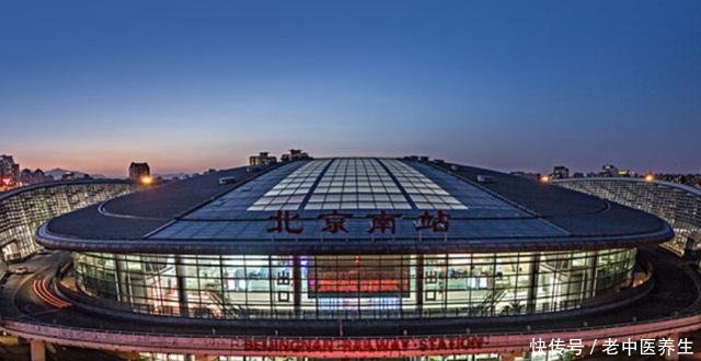 中国高铁最方便的六座城市，有个地级市是黑马！