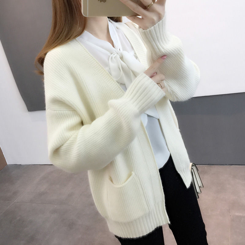 吃土也想有的秋开衫，款款特显气质，美嫩不失优雅