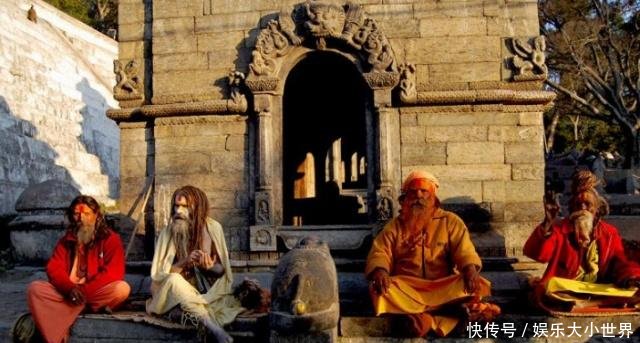 尼泊尔苦行僧“残酷”的极限修行,有人近60年没有走出家门!