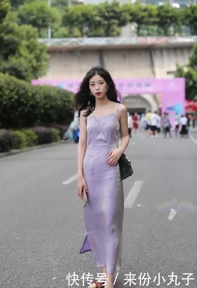 显得|高跟鞋时尚穿搭,让女性显得美丽又优雅