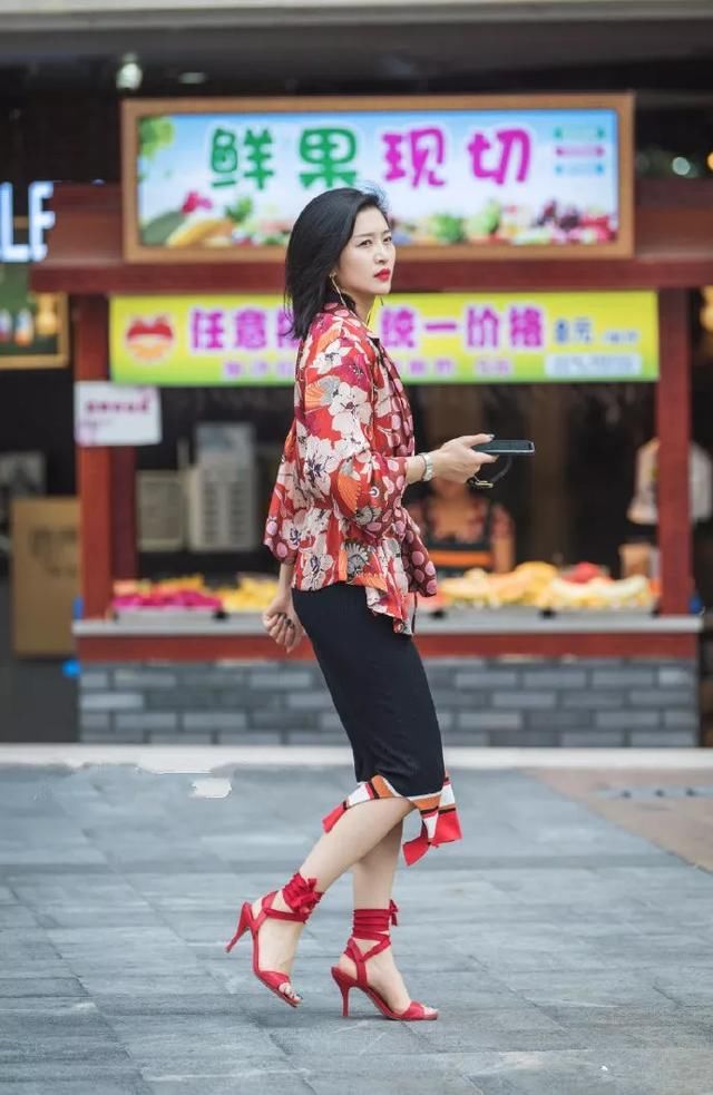 『搭配』高跟鞋时尚穿搭,秀出女性魅力的姿态