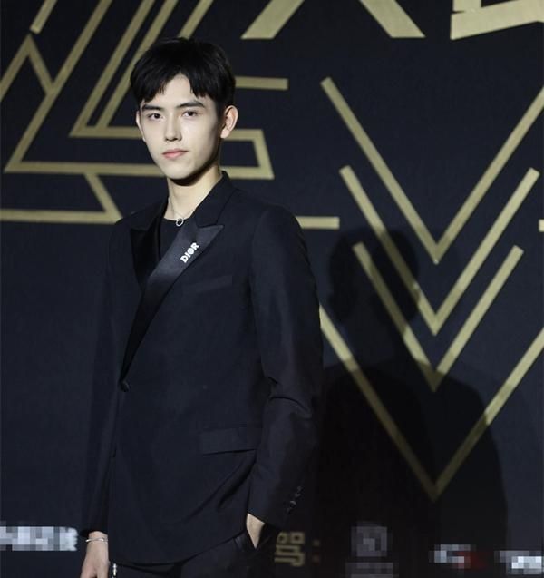 星光大赏打光遭吐槽