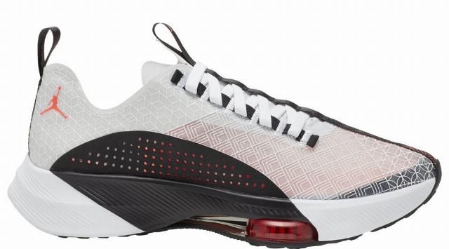  『顶级』Nike 顶级跑鞋同款气垫！这双 Jordan「专业级」跑鞋有点凶！