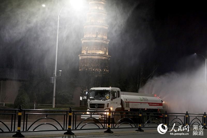  「药剂」湖北宜昌开展全域喷洒消毒 药剂对人畜无害