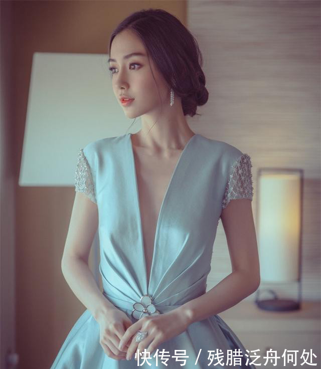 杨颖豁出去了，高挑苗条的身材，令人羡慕