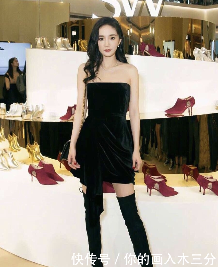「 凹凸感」多紧的裙子都能塞!凹凸感真诱人,说她90斤我信了,杨幂太狠了