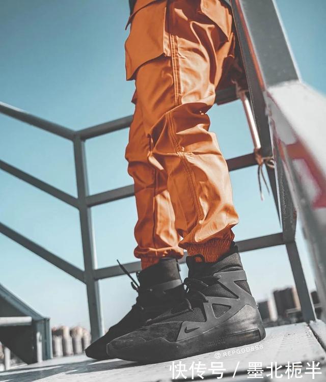  #上脚#谍照预览全新黑色NikeAirFearofGod1上脚效果