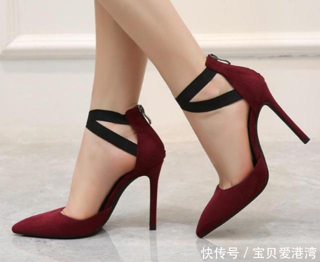  光芒■细跟鞋充满着耀眼的光芒，让女人们充分展示优雅的魅力！