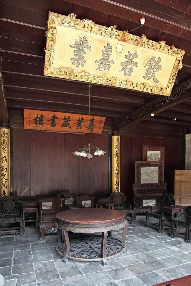 忘记乌镇、周庄吧!中国第一个世界文化遗产小镇才是最美天堂