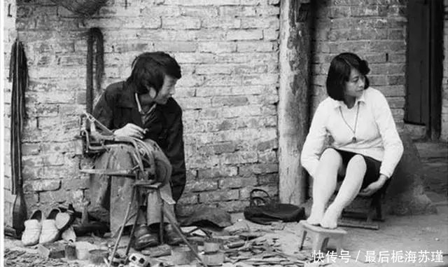 10张老照片，农村生活的记录，满满的时代感，90年代的女性那样美