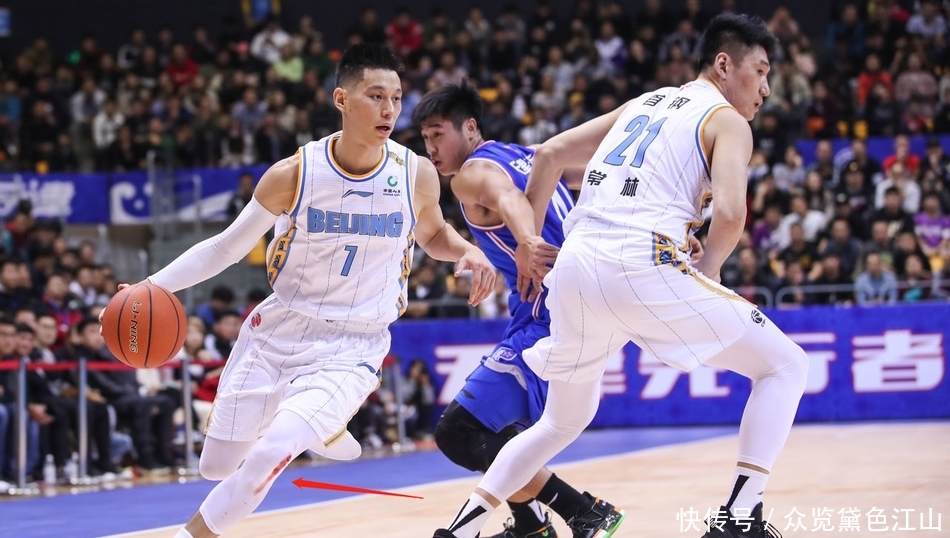 林书豪在cba打了几场