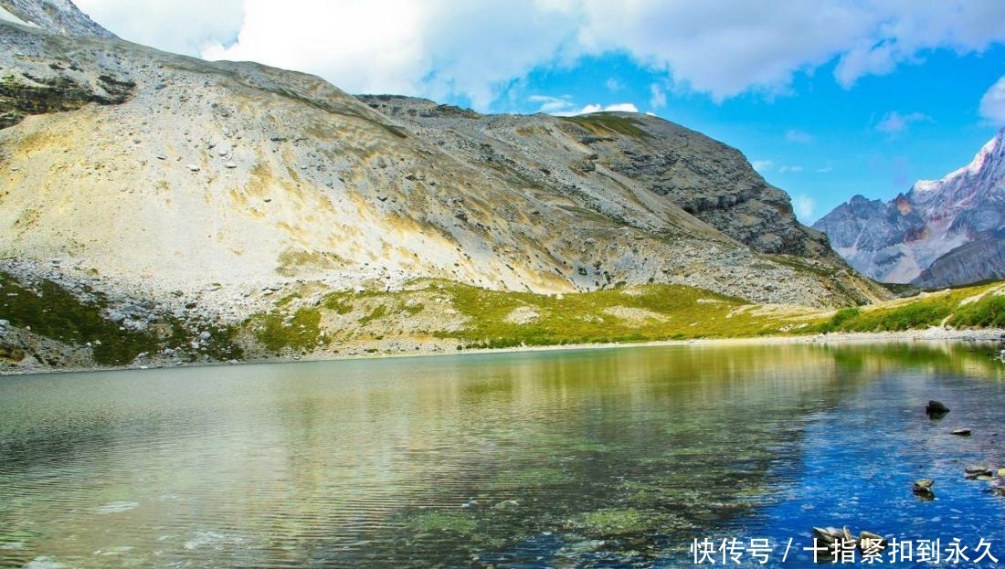 中国“能预测未来”的湖泊！高僧在这寻找转世灵童？美到让人窒息