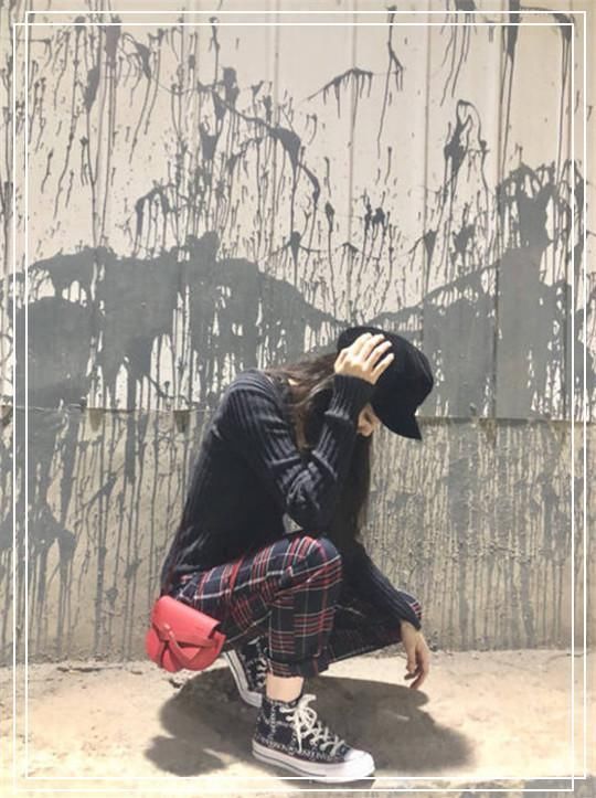 欧阳娜娜和马思纯只差3cm,可同穿长裤,却是大长腿和小短腿差距