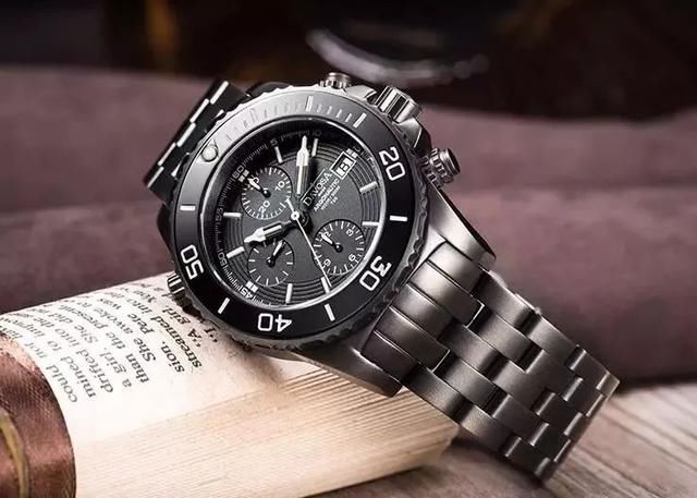 别等涨工资！这几款万元以上的潜水表早买早享受