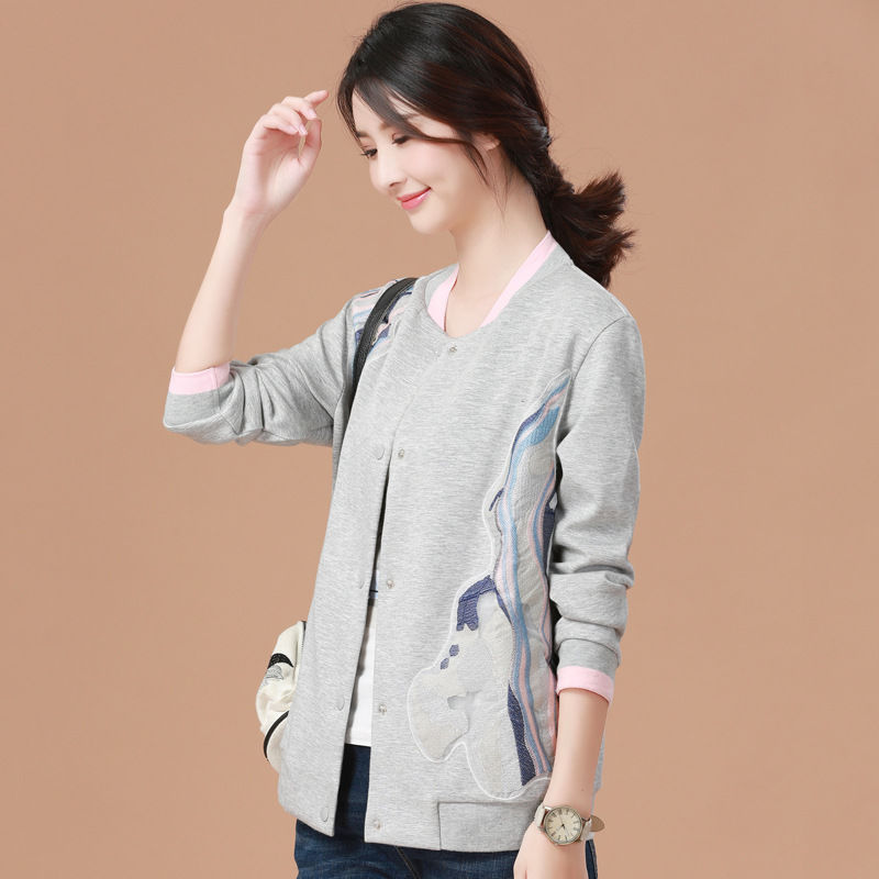 女人一过42，出门尽量别穿裤衩!瞧下面女人穿，好看又迷人