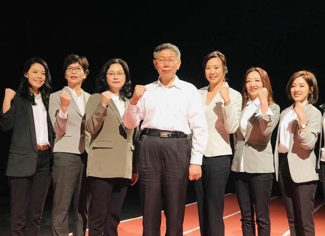  #柯文#回应郭台铭说 柯文哲：想法一样就合作想法不一样就各做各