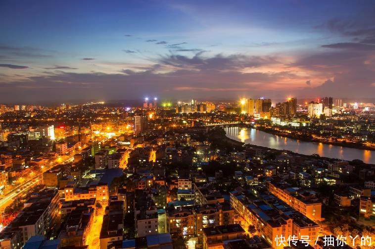 广西关系最铁的3座城市，若实现“合并”，有望超过首府南宁？
