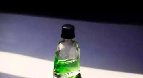 「比例」花叶怎么变成“青青草原”?4种“肥水”别错过,叶片碧绿有光泽