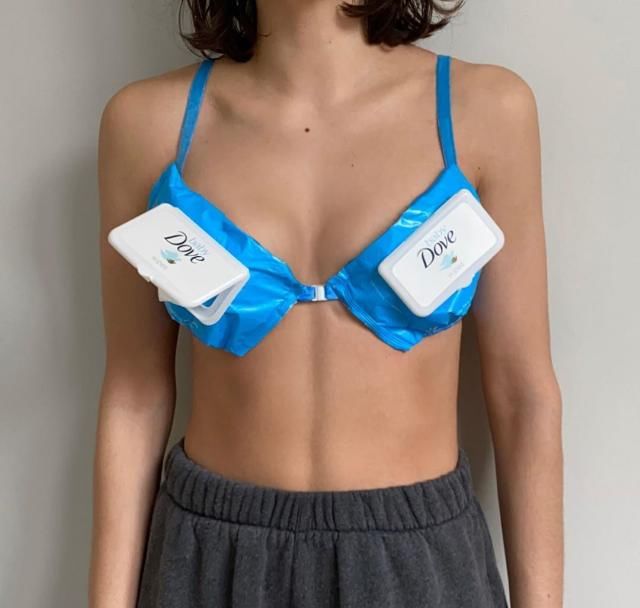  「作品」把篮球变拖鞋的鬼才，居然是个高颜值的宝藏女孩