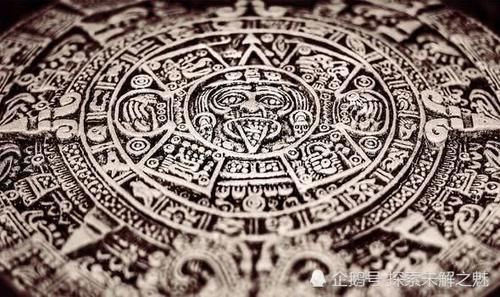 有500年历史！工人们偶然发现巨型“阿兹特克石头”，吸引了考古