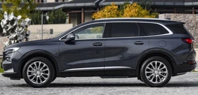  上市@上市遭“热捧”！自重2吨长5米，比普拉多漂亮10倍，却便宜13w