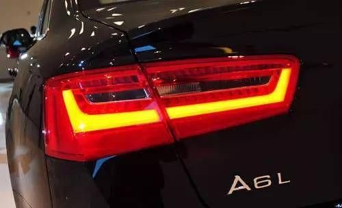  「持续」后车持续远光灯不变灯，老司机教你几招，专门对付远光