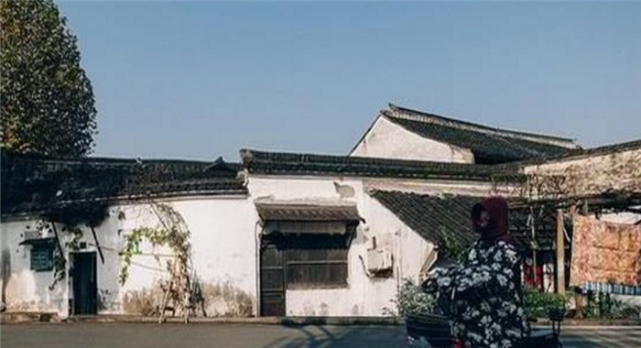 我国地名中有“京”的三座城市，前两个众人皆知，第三个鲜有人知