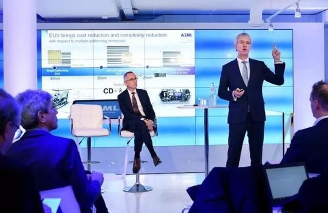  「光刻机」中国的法律也规定光刻机不可复制