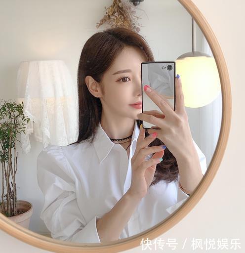  美腿：孙允珠韩式牛仔衬裙，清新可爱显美腿