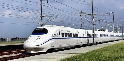  忍不住@中国最“幽默”的火车站，听见名字忍不住想笑，乘客经常