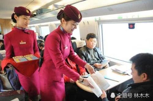 老外来中国，首次坐高铁就说出这个“缺点”，网友：讲的没错！