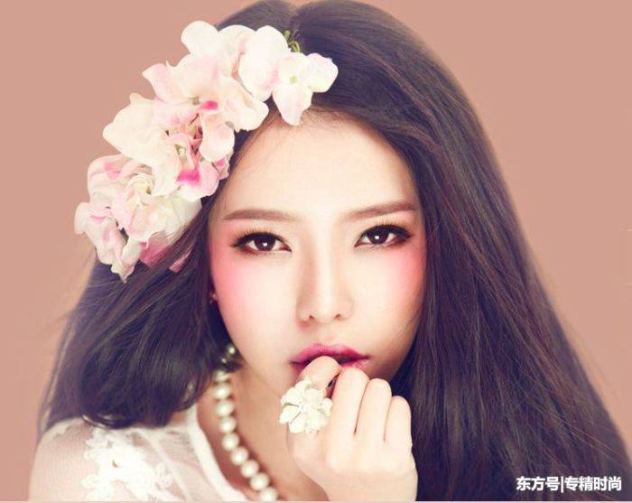 还在跟美妆博主学化妆？难怪化完妆还这么难看！