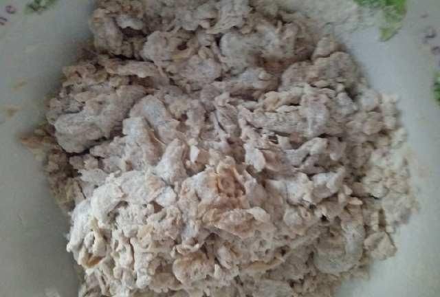 花卷:平常做普通红糖馒头,今天教你蒸出好看的红糖花卷