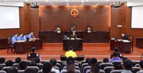 宿迁宿城区教育局原副局长徐伟被判五年九个月