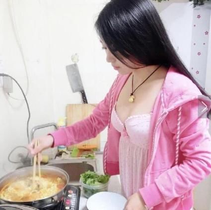 毕滢回应与张丹峰出轨事件称不知道，网友:反正我不信