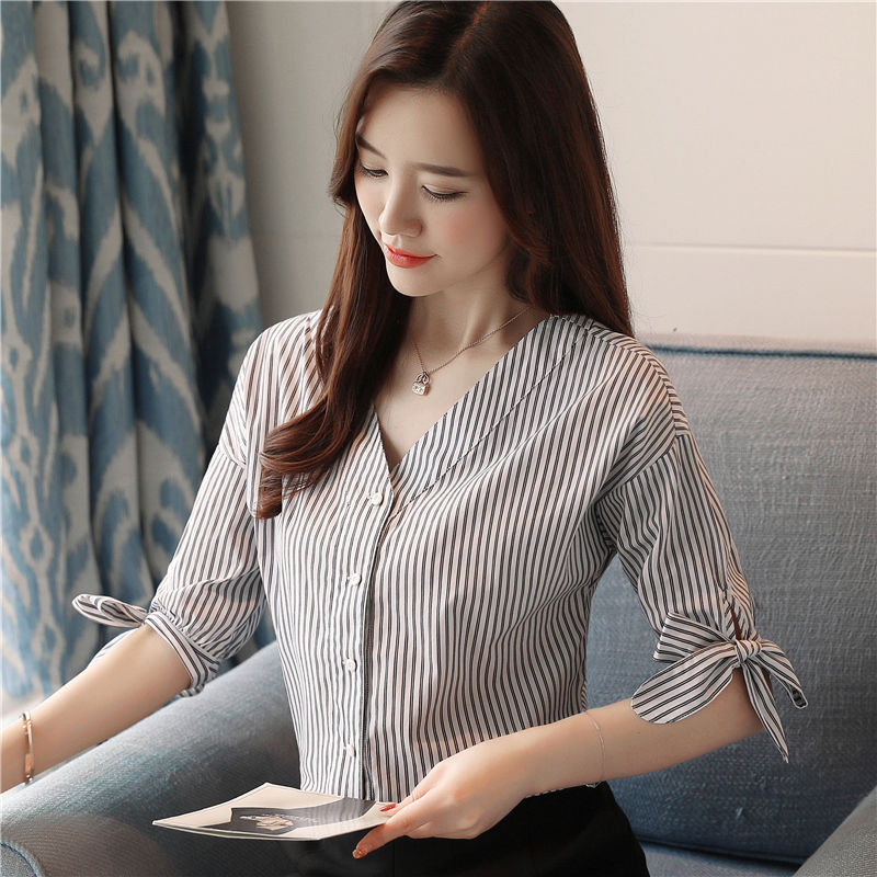 我天生身材“肉肉”的,但穿上贴身装,勾勒S曲线更迷人