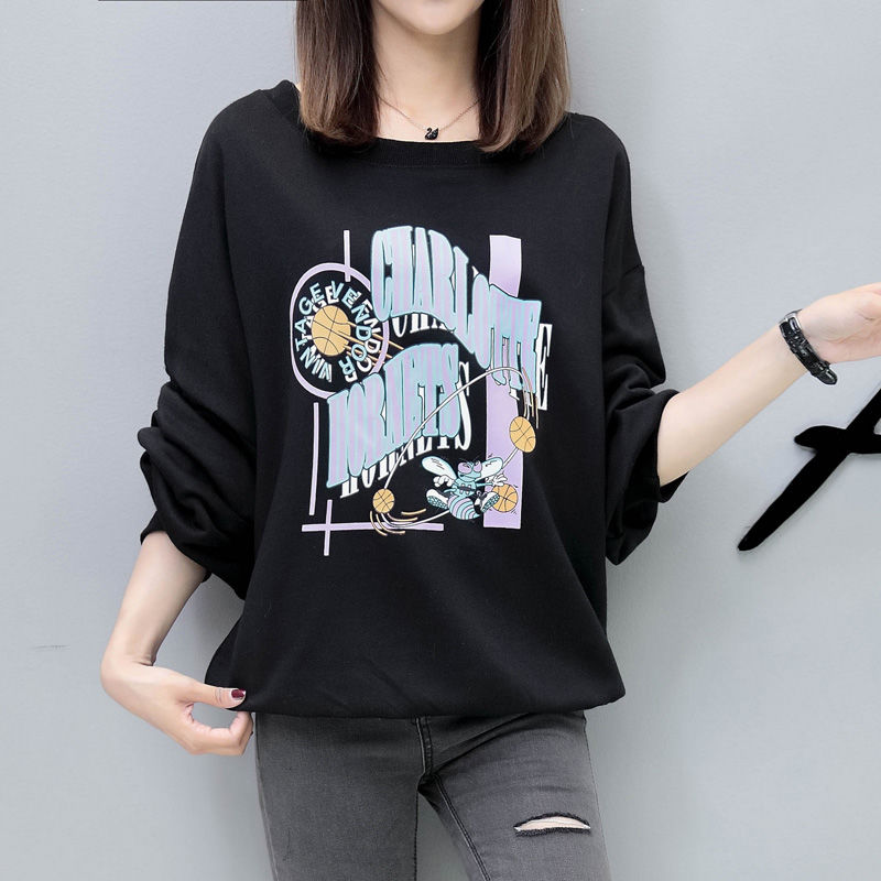 小姐姐还在犹豫穿什么，别犹豫了看看下面，在犹豫过冬了