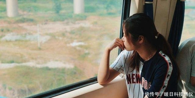 中国“舒坦”的一列火车，夕发朝至一站直达，堪比移动宾馆！