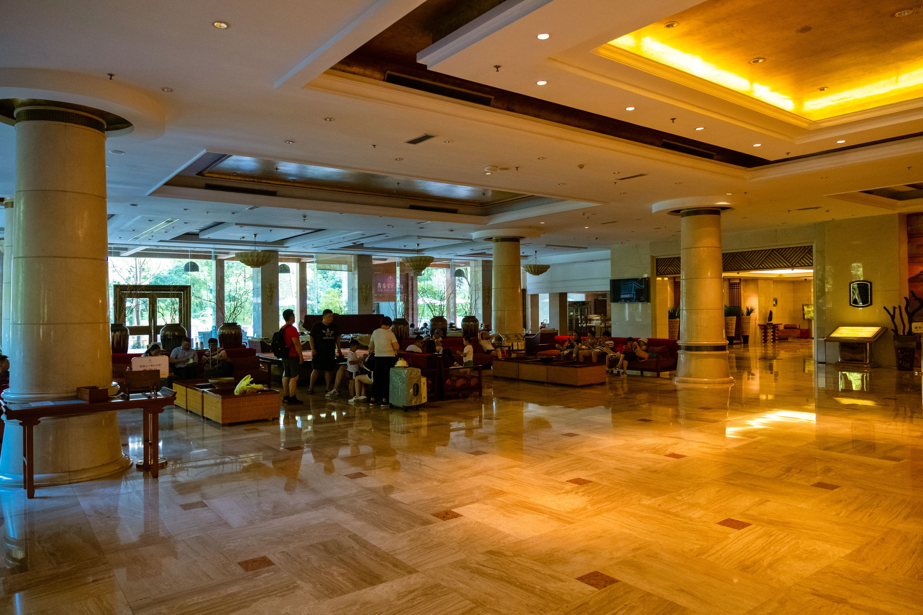 成都出发,周末打卡峨眉山温泉。