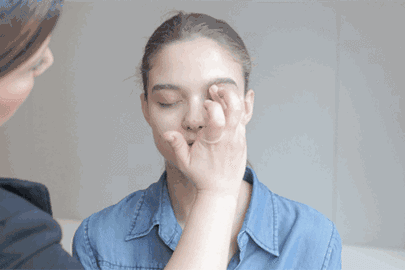 欧阳娜娜和孙怡也看世界杯!不懂这些护肤技巧哪能熬得住?